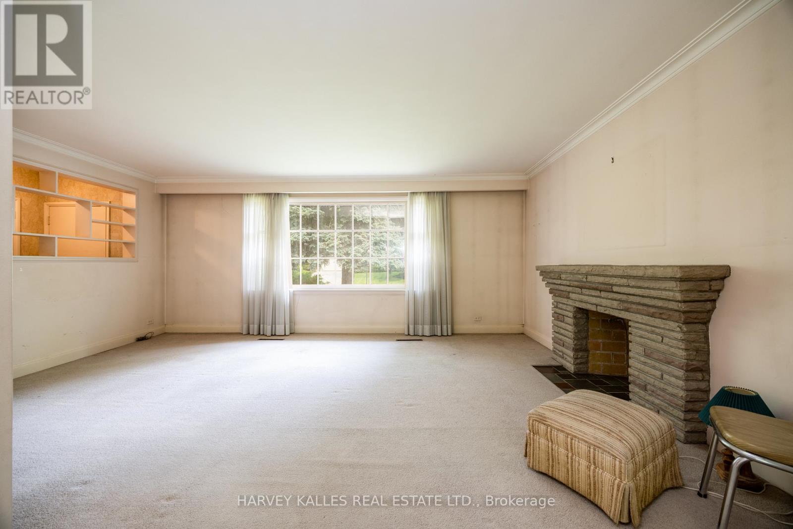 17 Munro Boulevard, Toronto (St. Andrew-Windfields), Ontario  M2L 1C1 - Photo 6 - C12206005