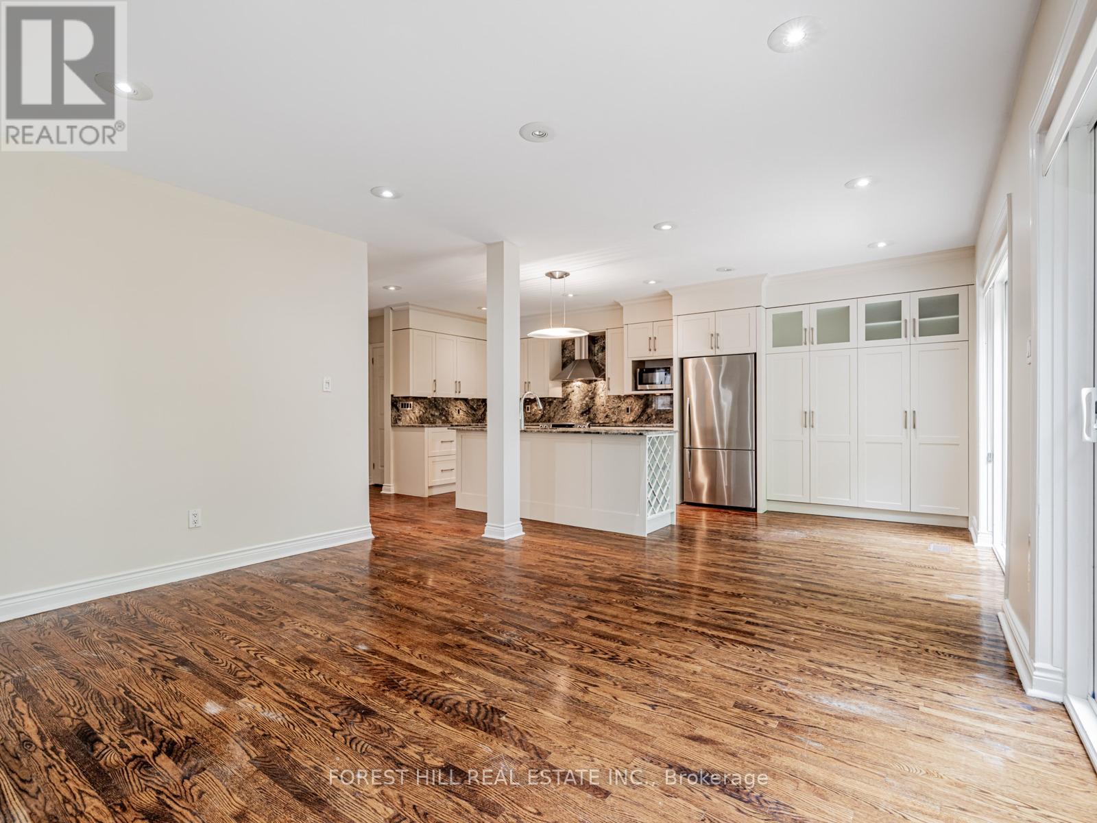 45 WESTOVER HILL ROAD Toronto (Humewood-Cedarvale), ON M6C 3J6