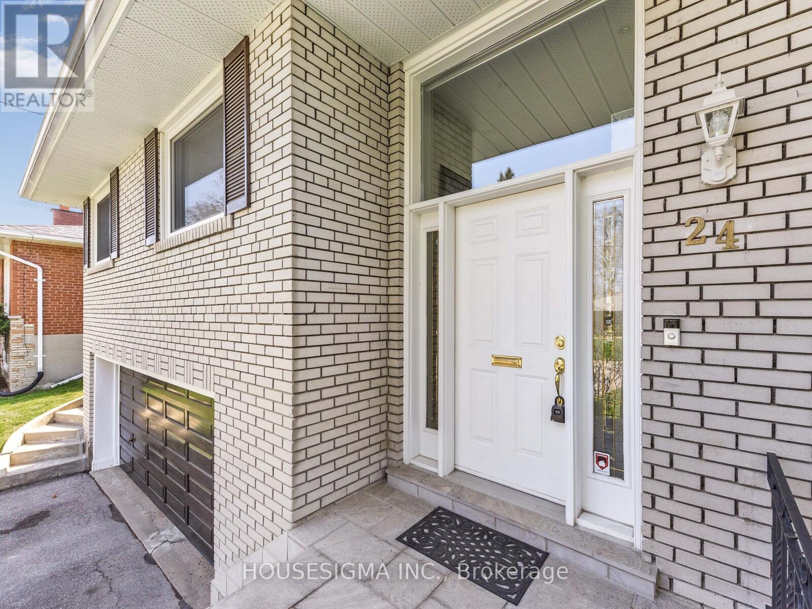 24 Viamede Crescent, Toronto, Ontario  M2K 2A8 - Photo 3 - C12206007