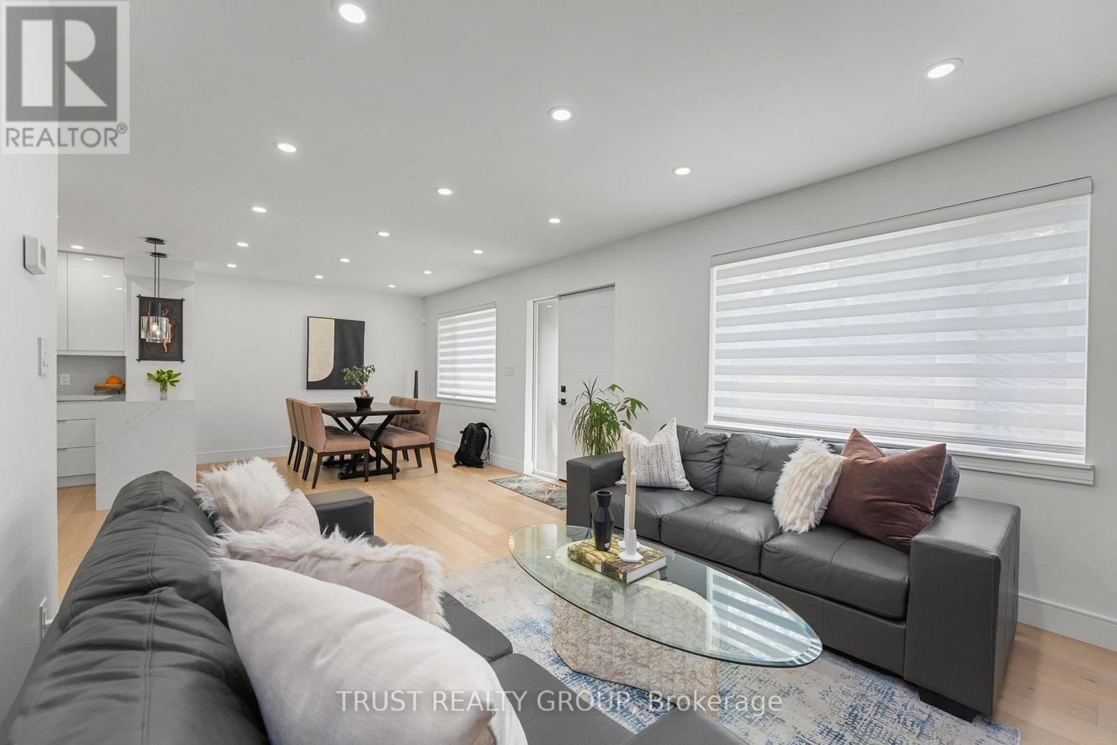 14 Dorine Crescent, Toronto, Ontario  M1L 1Y7 - Photo 6 - E12205962