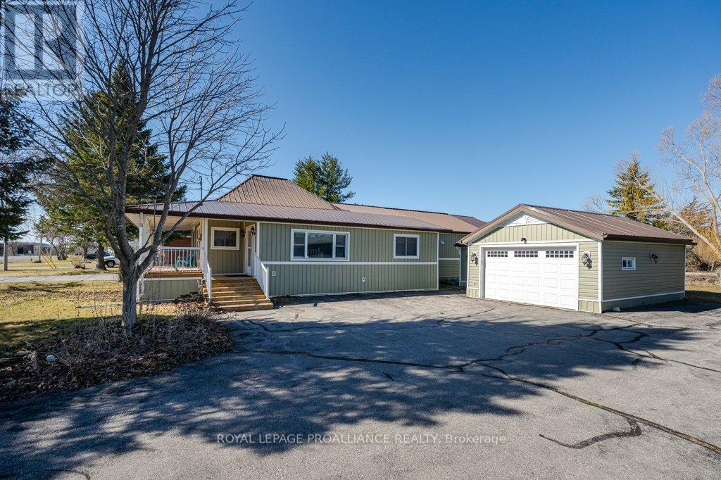 262 South Trent Street, Quinte West, Ontario  K0K 1C0 - Photo 2 - X12057313