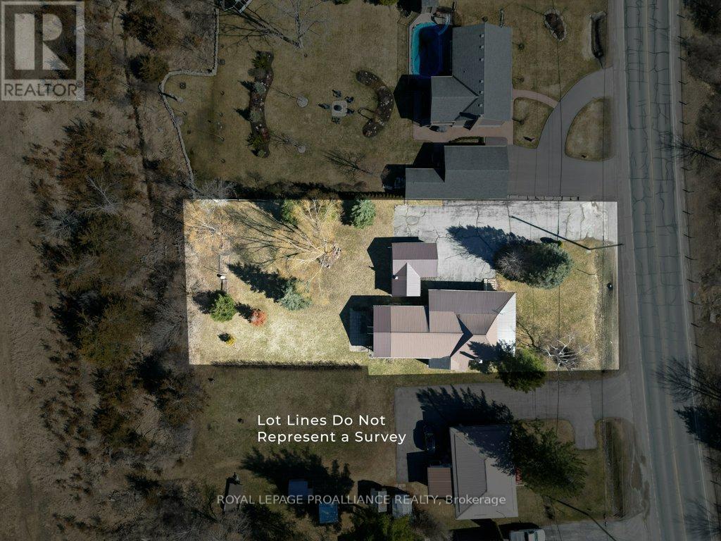 262 South Trent Street, Quinte West, Ontario  K0K 1C0 - Photo 43 - X12057313