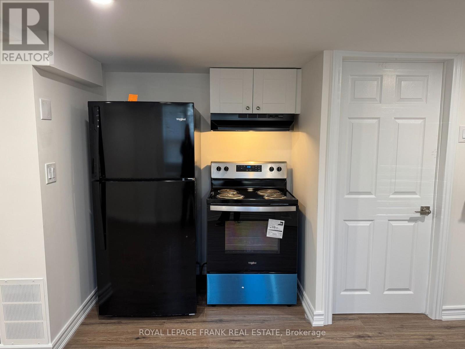 3 - 909 Masson Street, Oshawa, Ontario  L1G 5B1 - Photo 3 - E12206131
