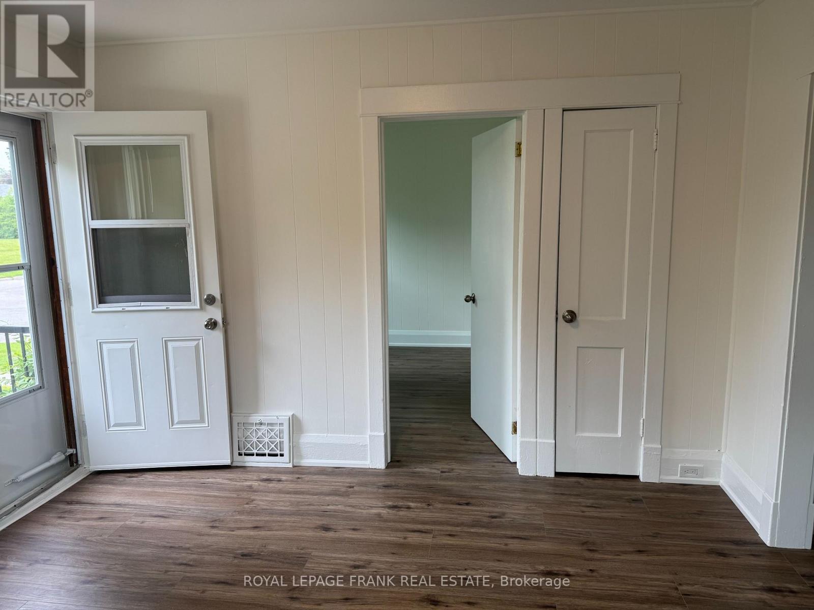 1 - 909 Masson Street, Oshawa, Ontario  L1G 5B1 - Photo 8 - E12206135