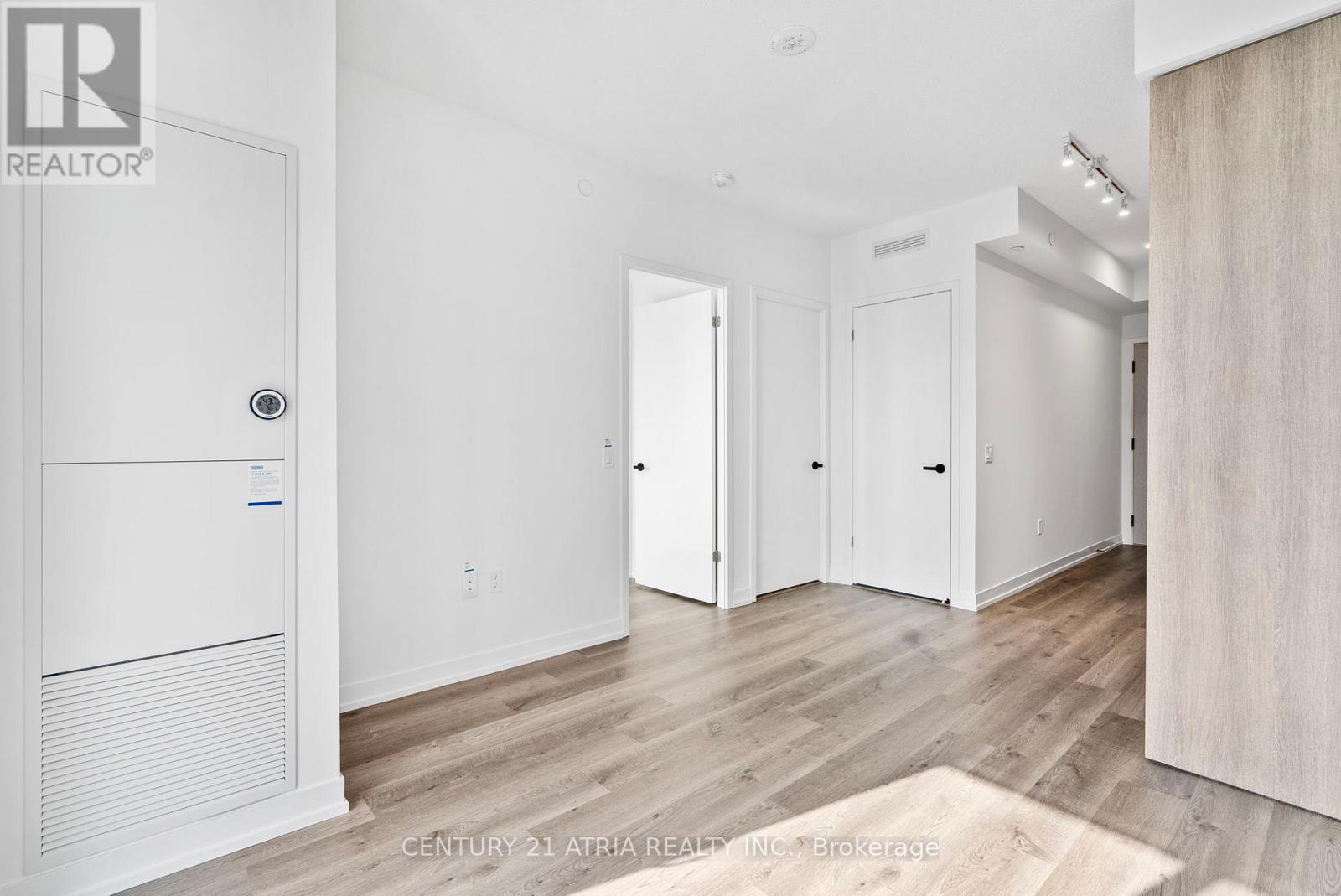 4702 - 195 Commerce Street, Vaughan, Ontario  L4K 0P9 - Photo 24 - N12206032