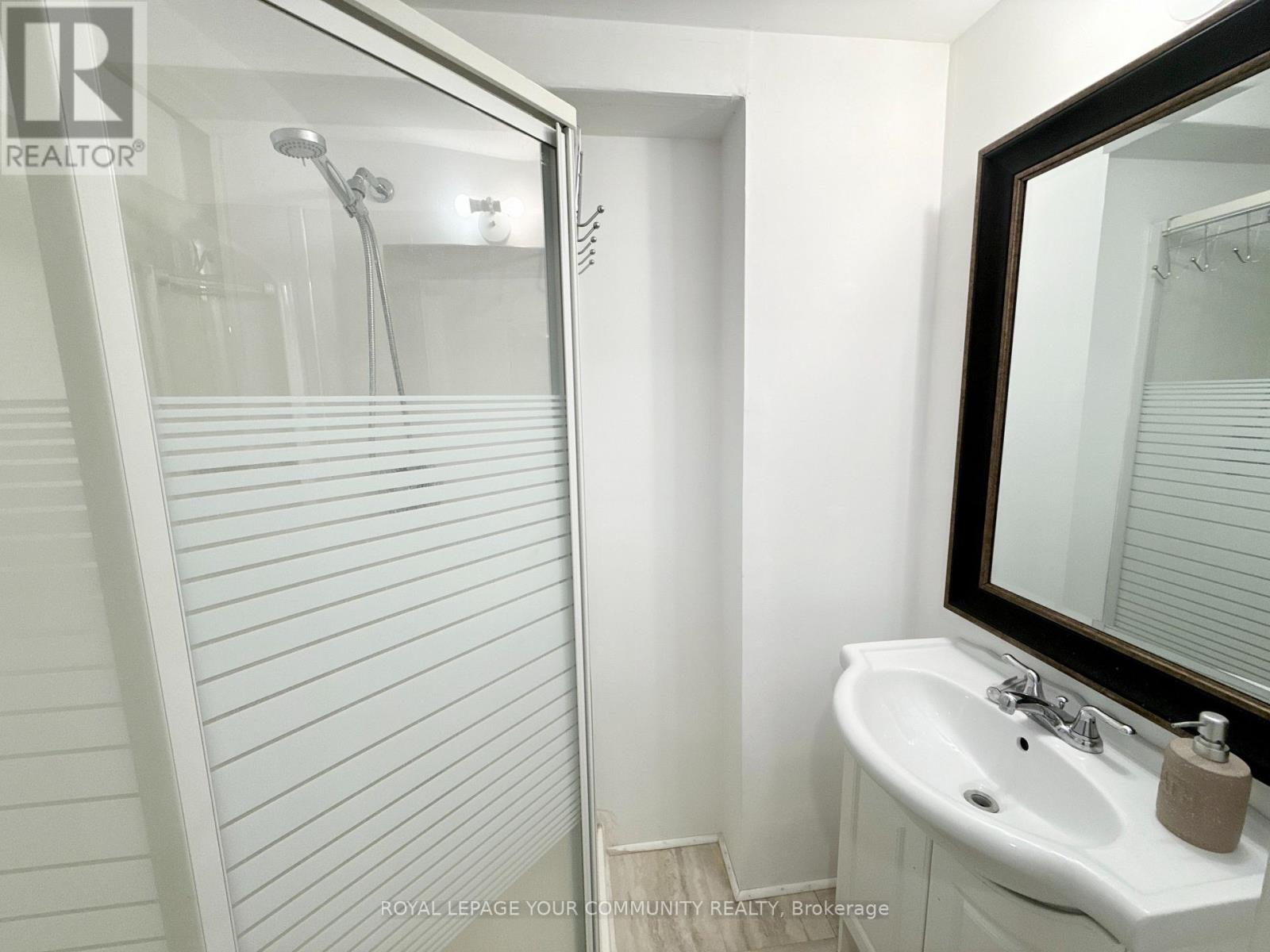 655 Napa Valley Avenue, Vaughan, Ontario  L4H 2J1 - Photo 29 - N12206049