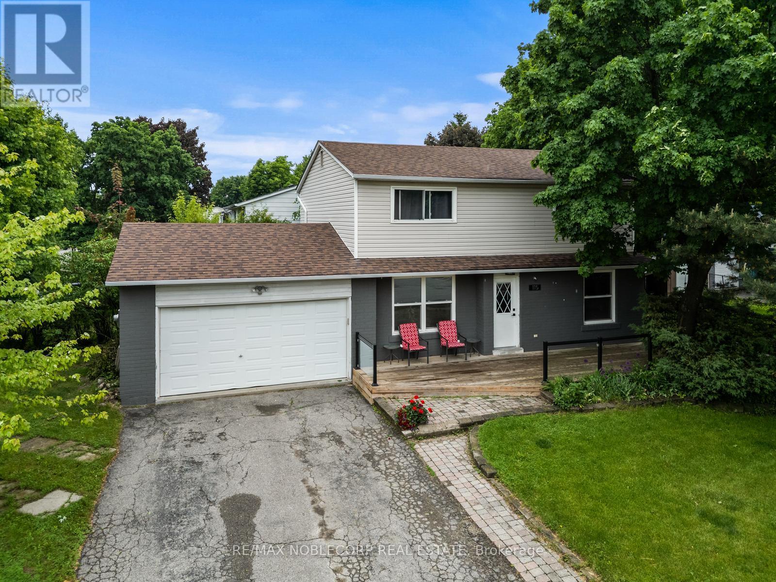 115 WILLIAM ROE BOULEVARD, Newmarket, Ontario