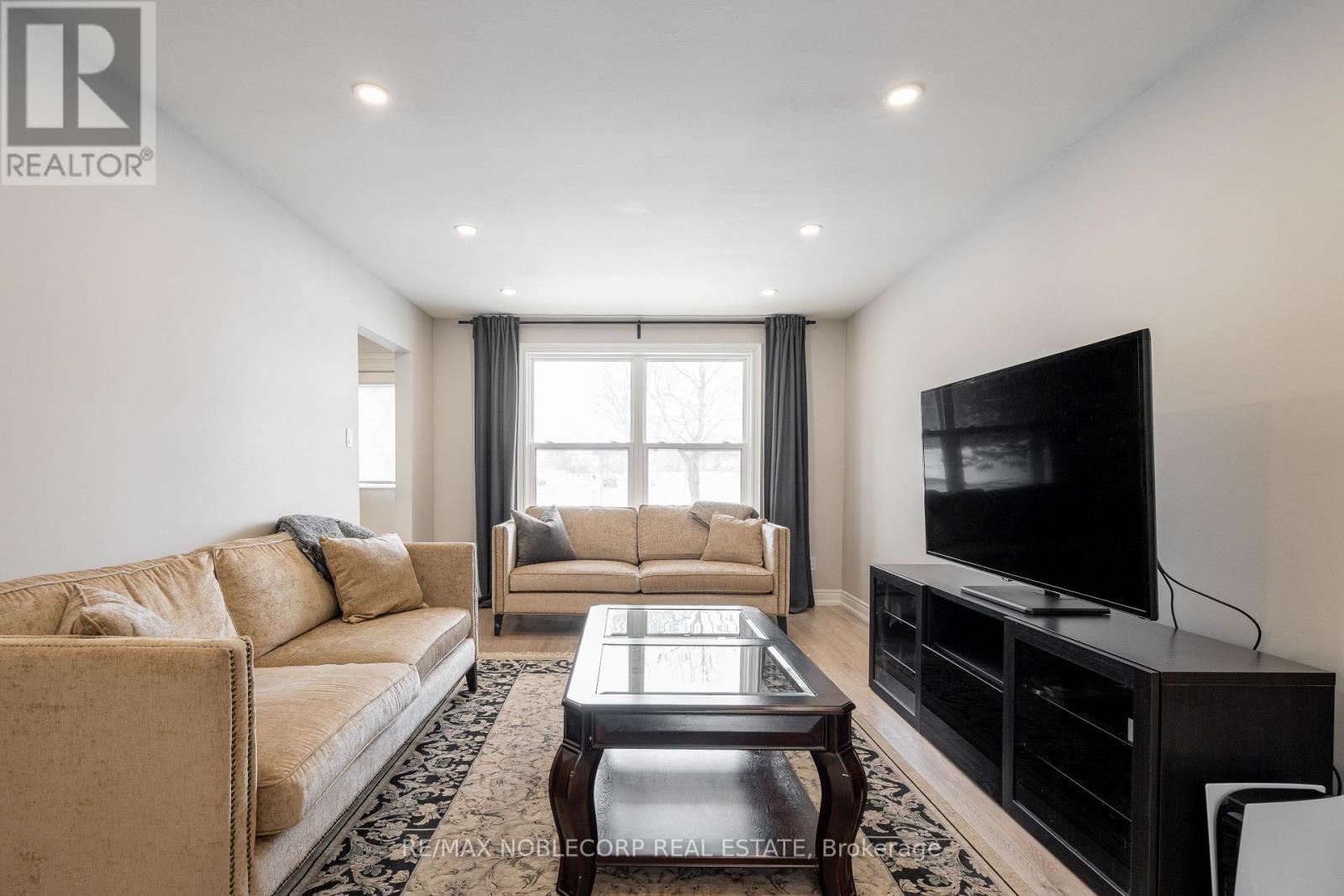 115 William Roe Boulevard, Newmarket, Ontario  L3Y 1B1 - Photo 21 - N12206060