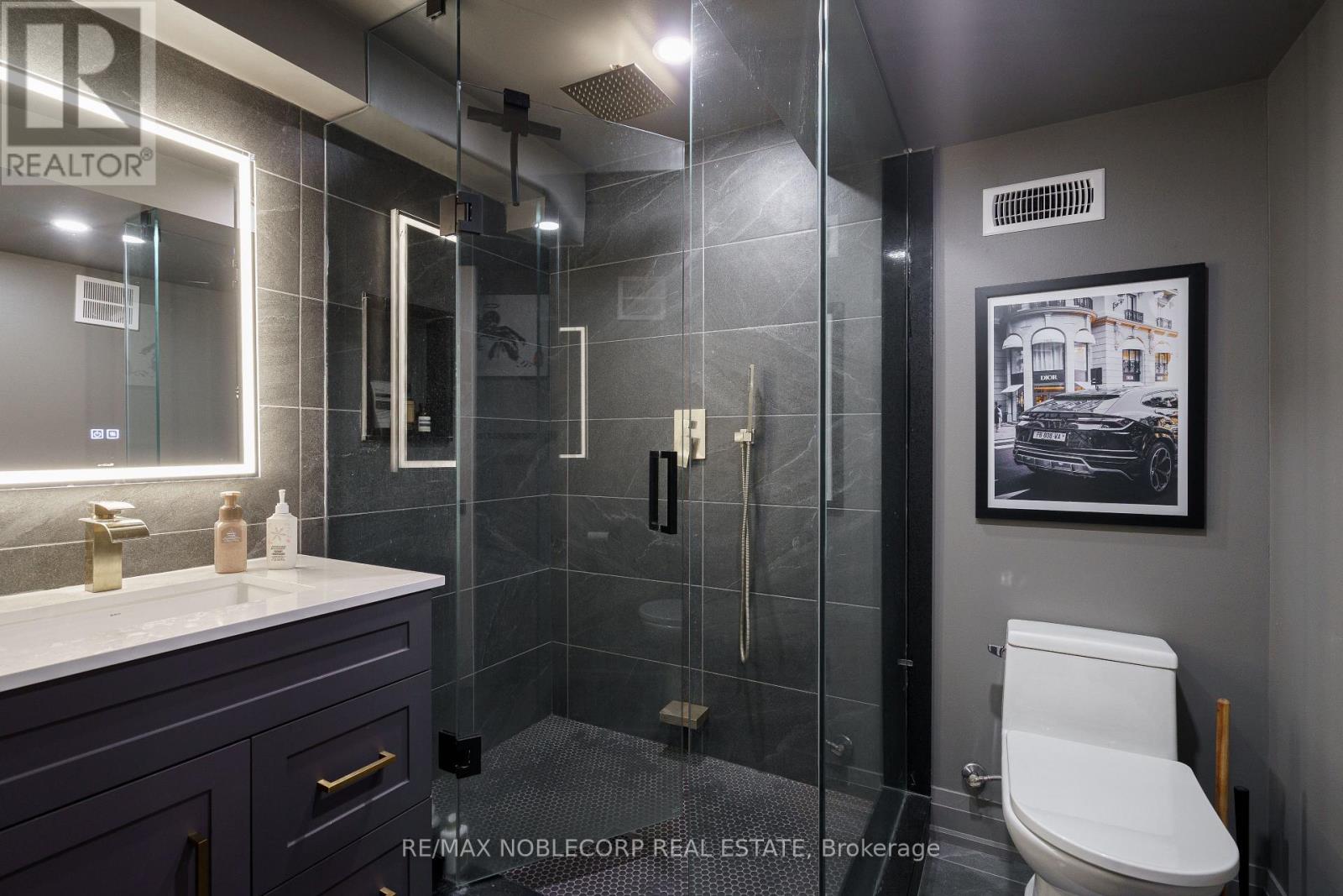 115 William Roe Boulevard, Newmarket, Ontario  L3Y 1B1 - Photo 40 - N12206060