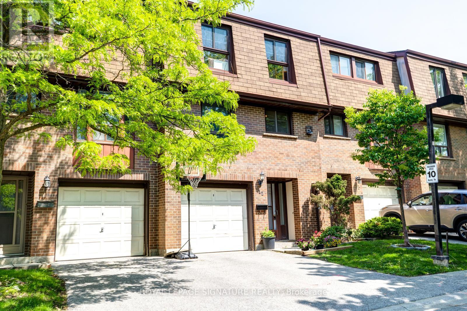 12 - 11 Plaisance Road, Richmond Hill, Ontario  L4C 5H1 - Photo 2 - N12206064