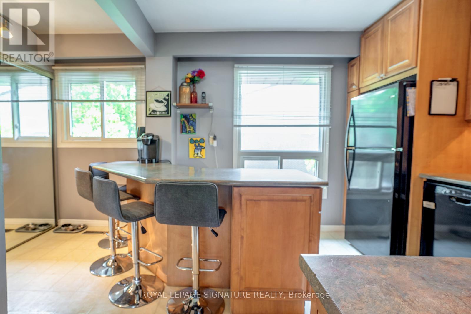 12 - 11 Plaisance Road, Richmond Hill, Ontario  L4C 5H1 - Photo 21 - N12206064