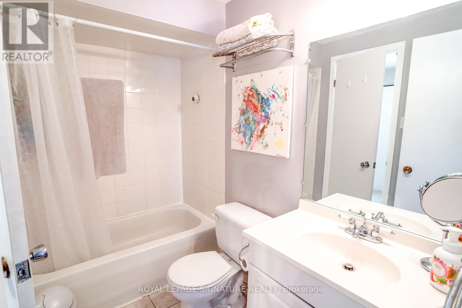 12 - 11 Plaisance Road, Richmond Hill, Ontario  L4C 5H1 - Photo 32 - N12206064