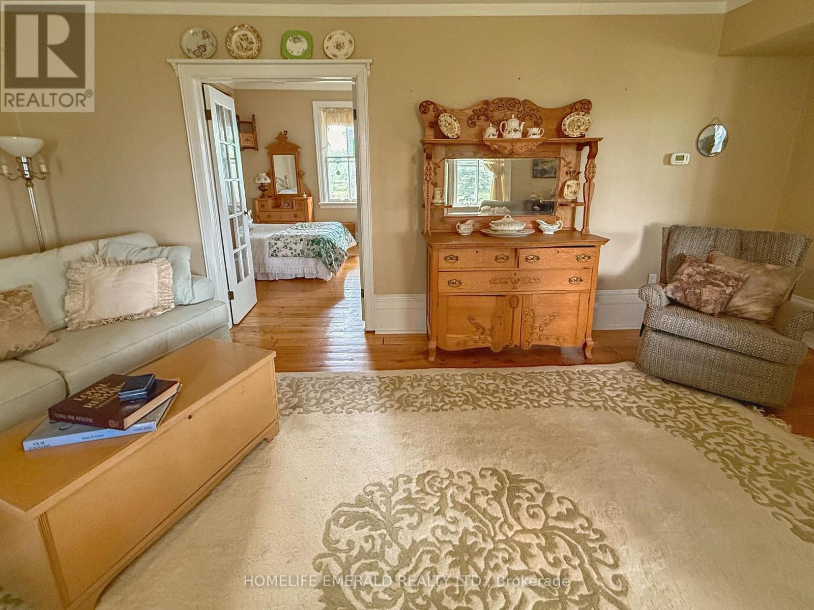 10187 County Road 10 Road, Clearview, Ontario  L0M 1N0 - Photo 10 - S12206014