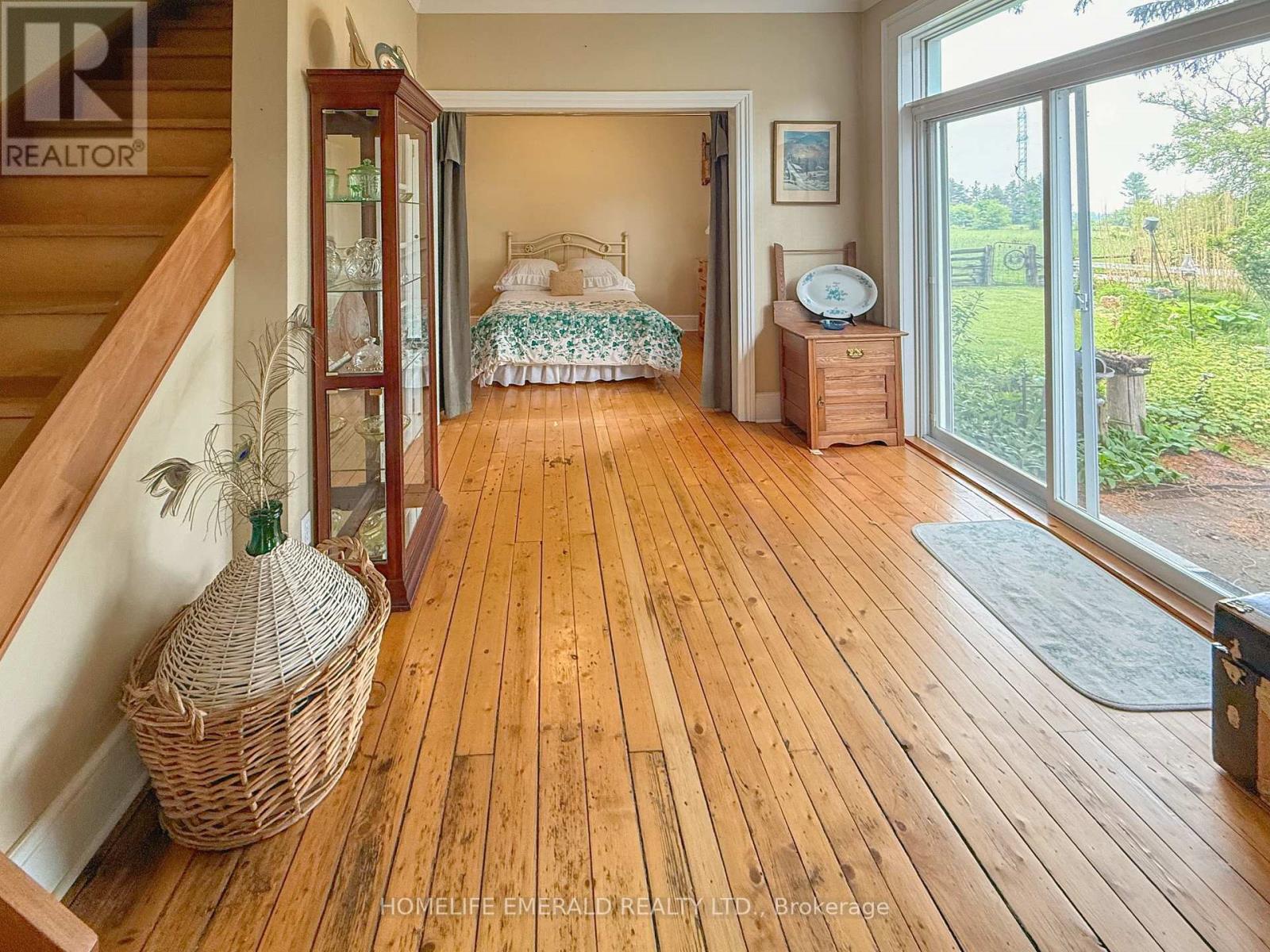 10187 County Road 10 Road, Clearview, Ontario  L0M 1N0 - Photo 16 - S12206014