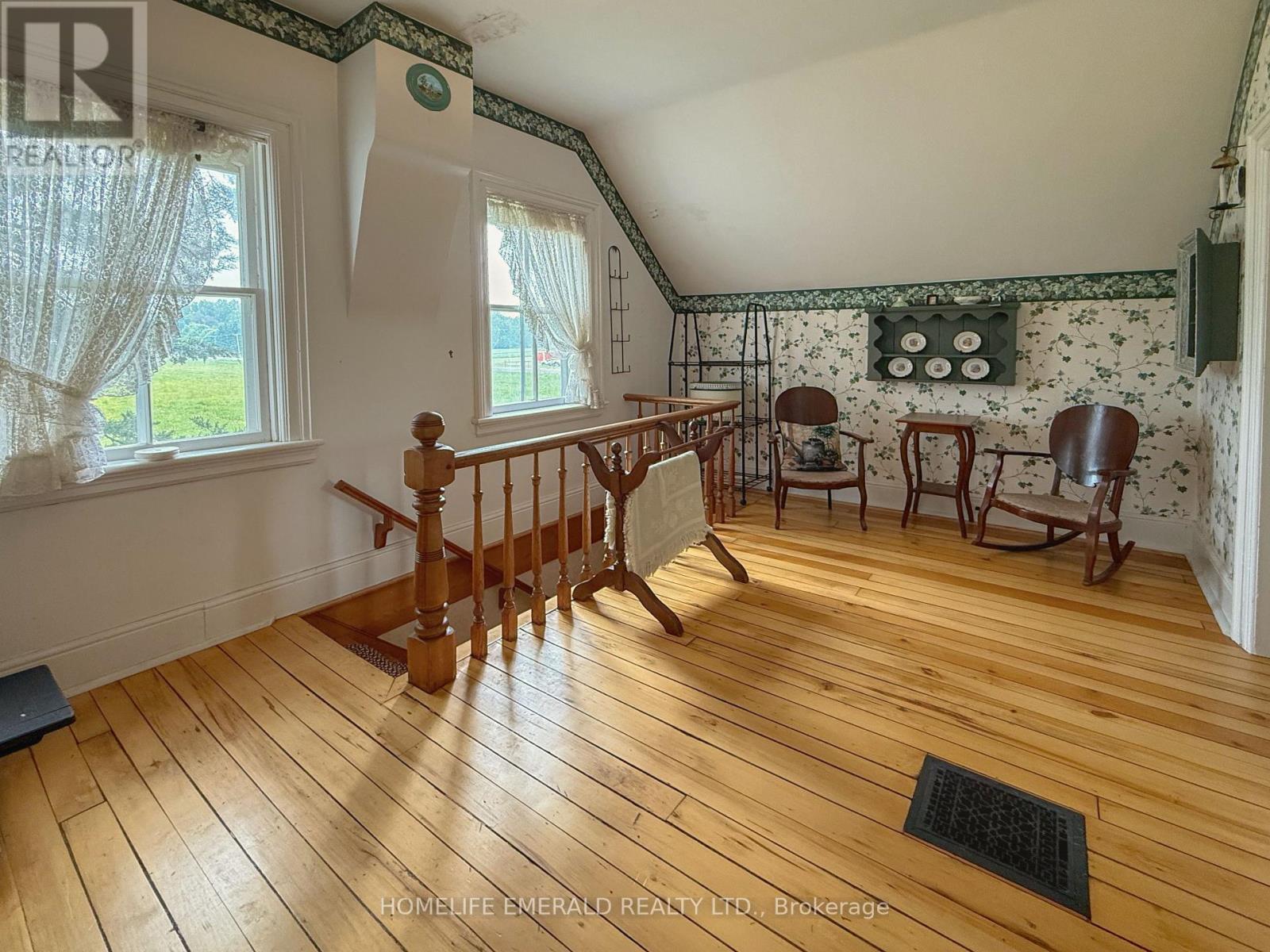 10187 County Road 10 Road, Clearview, Ontario  L0M 1N0 - Photo 29 - S12206014