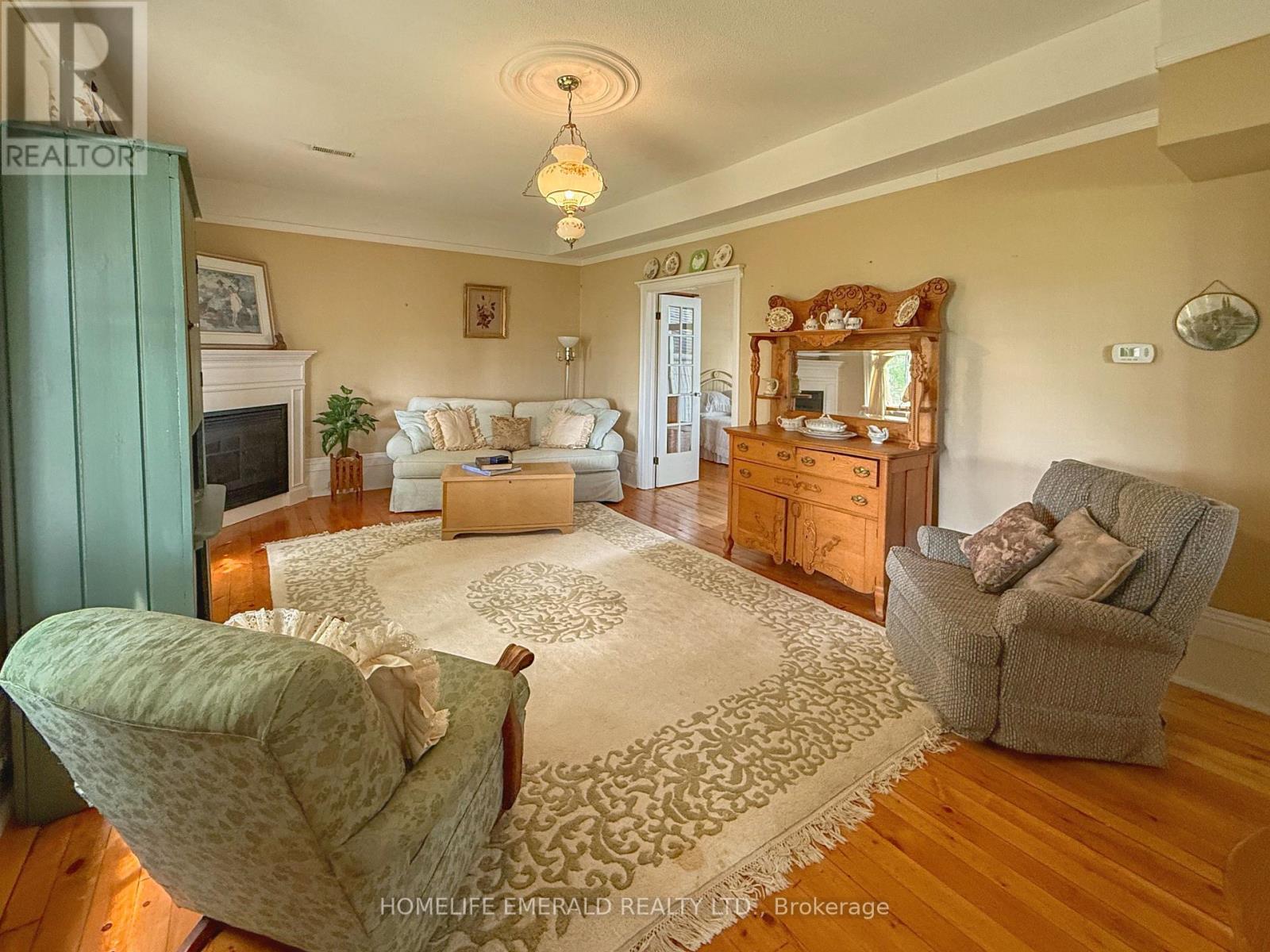 10187 County Road 10 Road, Clearview, Ontario  L0M 1N0 - Photo 8 - S12206014