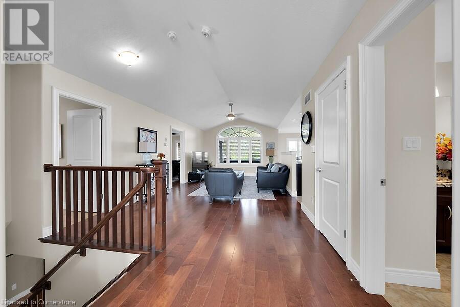 5151 Meadowood Lane, Beamsville, Ontario  L3J 0J8 - Photo 6 - 40727221