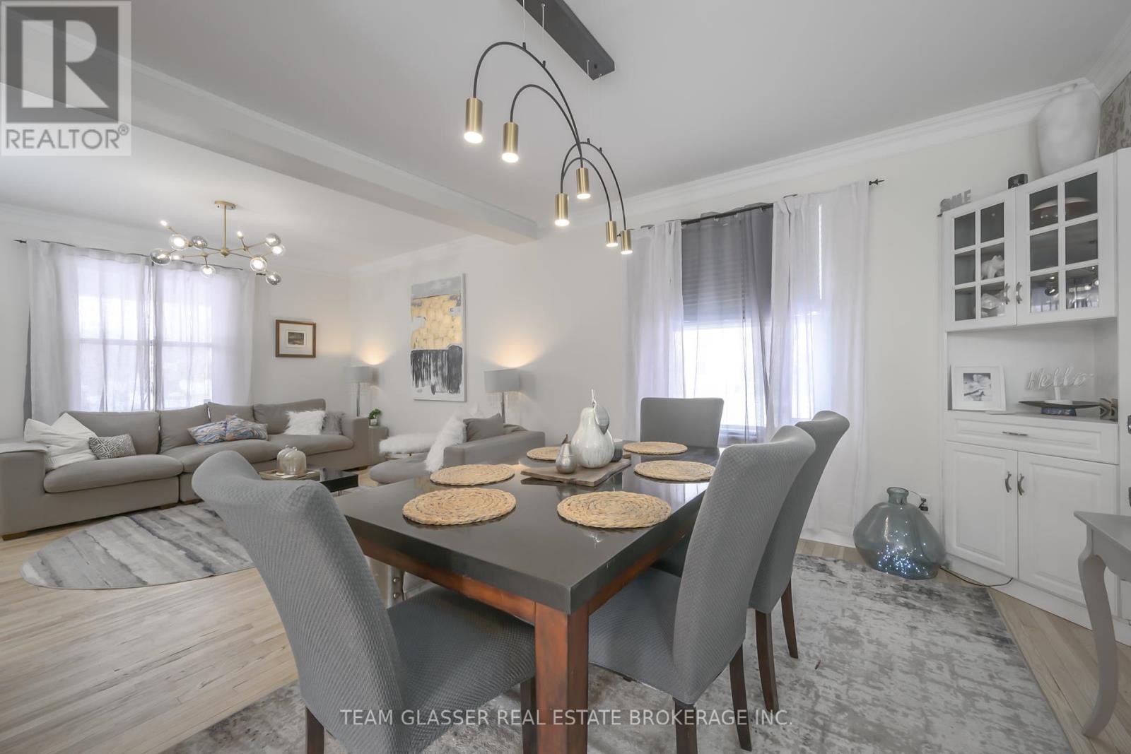 2 Birch Street, London South (South F), Ontario  N6C 3G8 - Photo 9 - X12206124