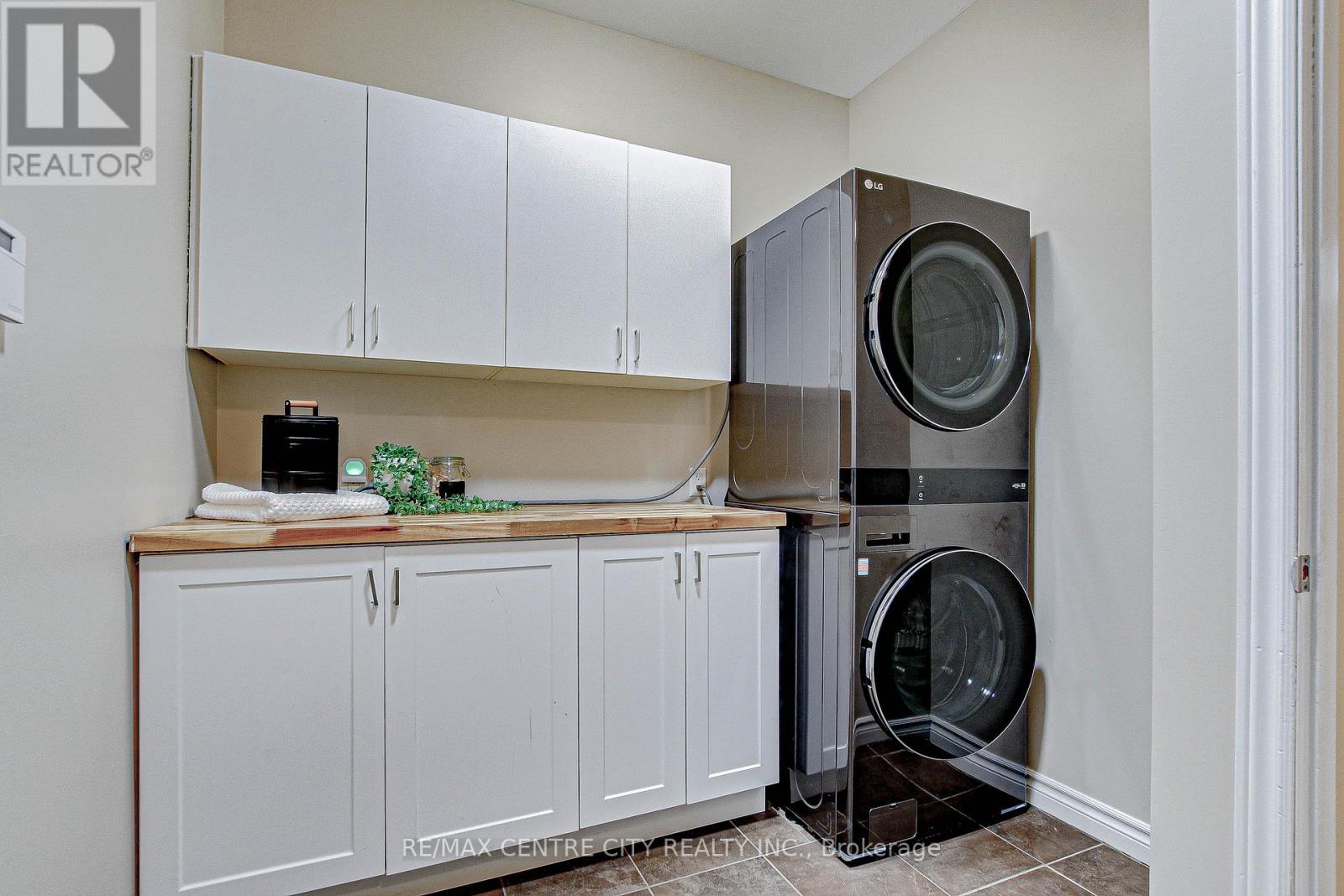 50 Exmoor Place S, London North, Ontario  N5X 3W2 - Photo 28 - X12206160