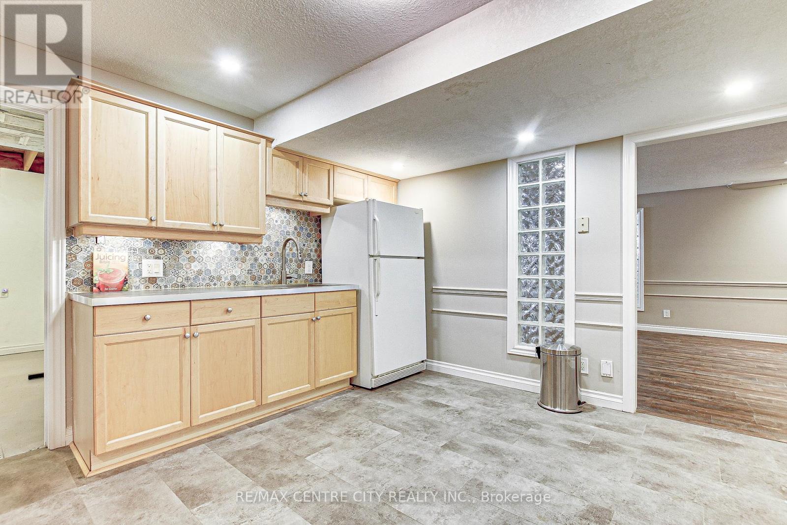 50 Exmoor Place S, London North, Ontario  N5X 3W2 - Photo 29 - X12206160