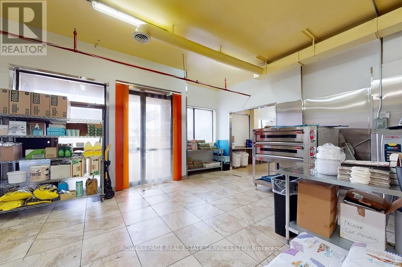 557 Dixon Road, Toronto, Ontario  M9W 1A8 - Photo 18 - W12205958