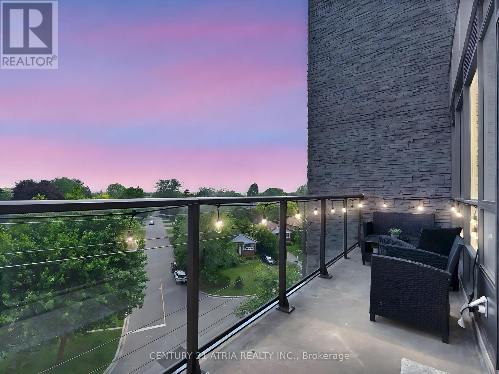 8 Fieldway Road, Toronto, Ontario  M8Z 0C3 - Photo 26 - W12206004