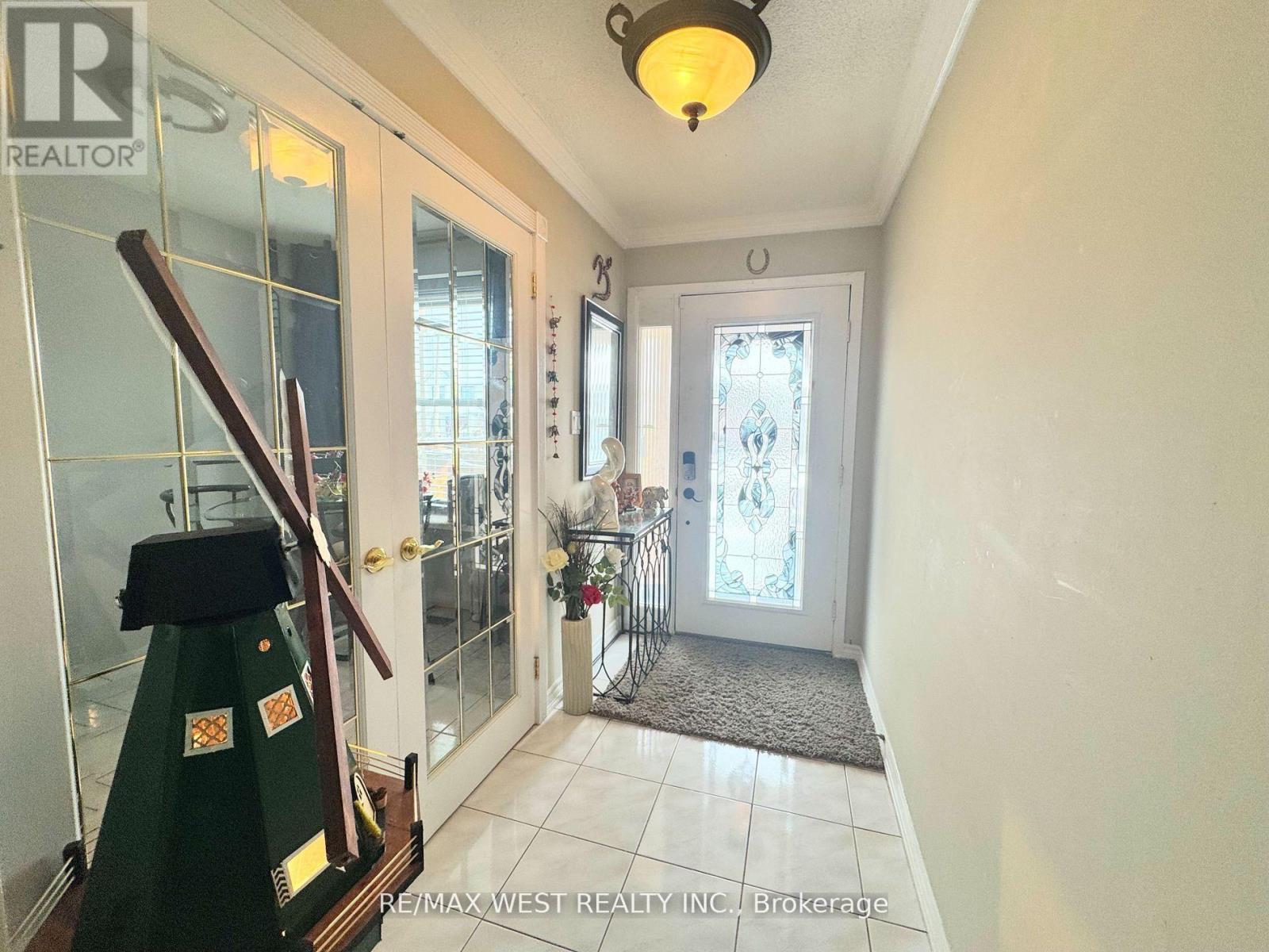 Property at 425 HANSEN ROAD N image 4