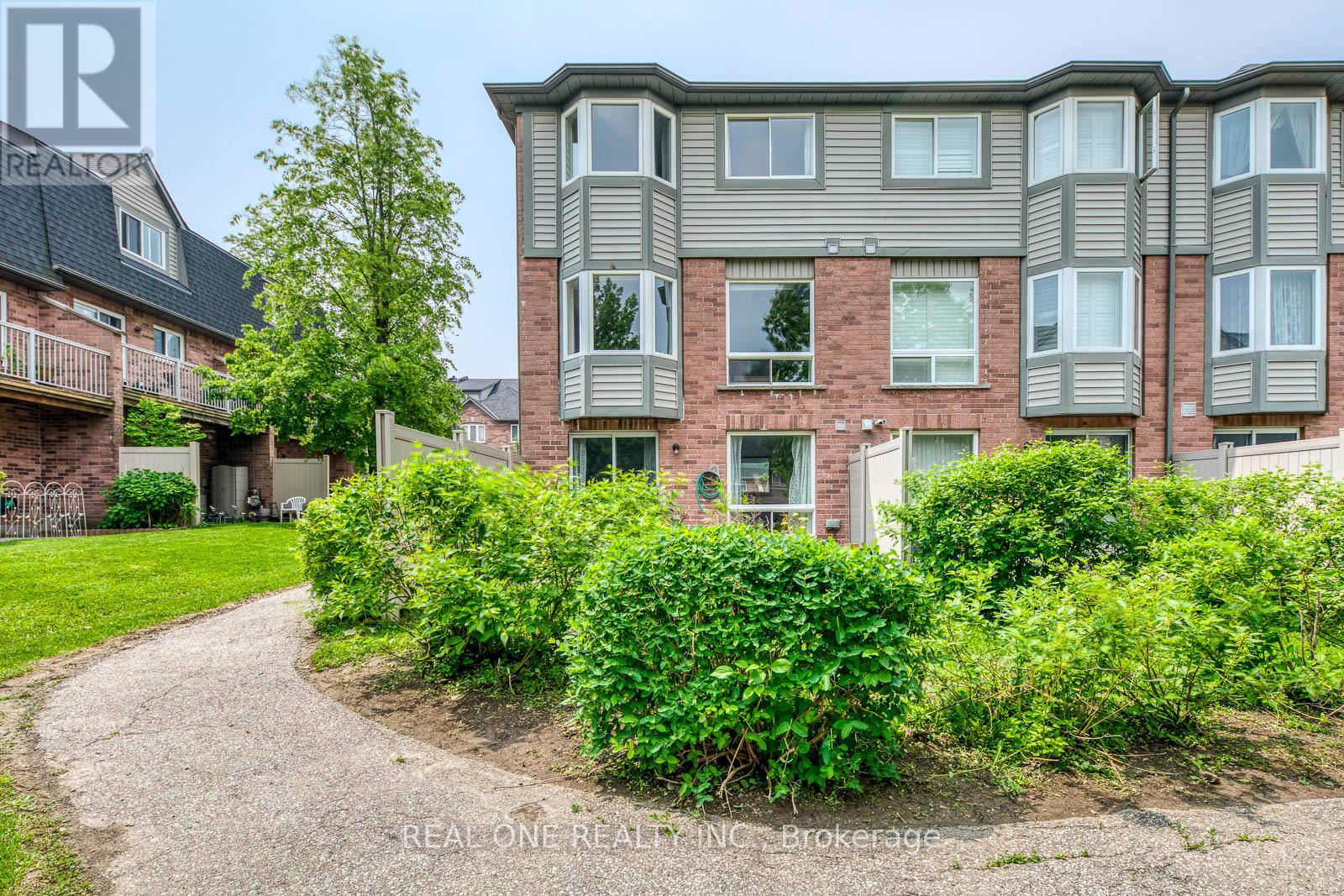 33 - 180 Forum Drive, Mississauga, Ontario  L4Z 3Y2 - Photo 43 - W12206059