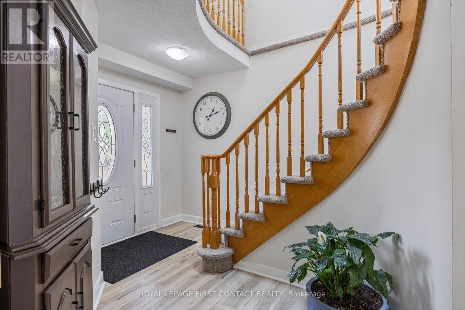 239 Browning Trail, Barrie, Ontario  L4N 5C3 - Photo 2 - S12199800