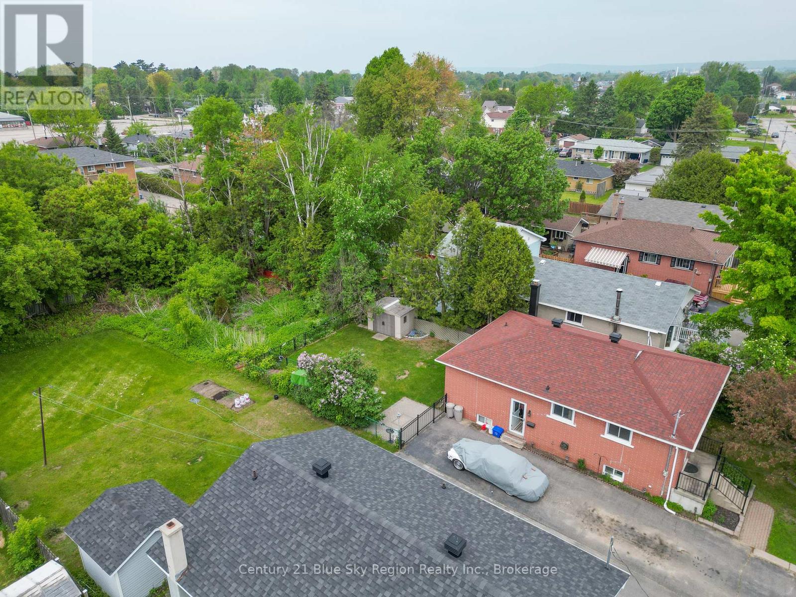 235 Gladstone Avenue, North Bay, Ontario  P1A 2M3 - Photo 4 - X12206120