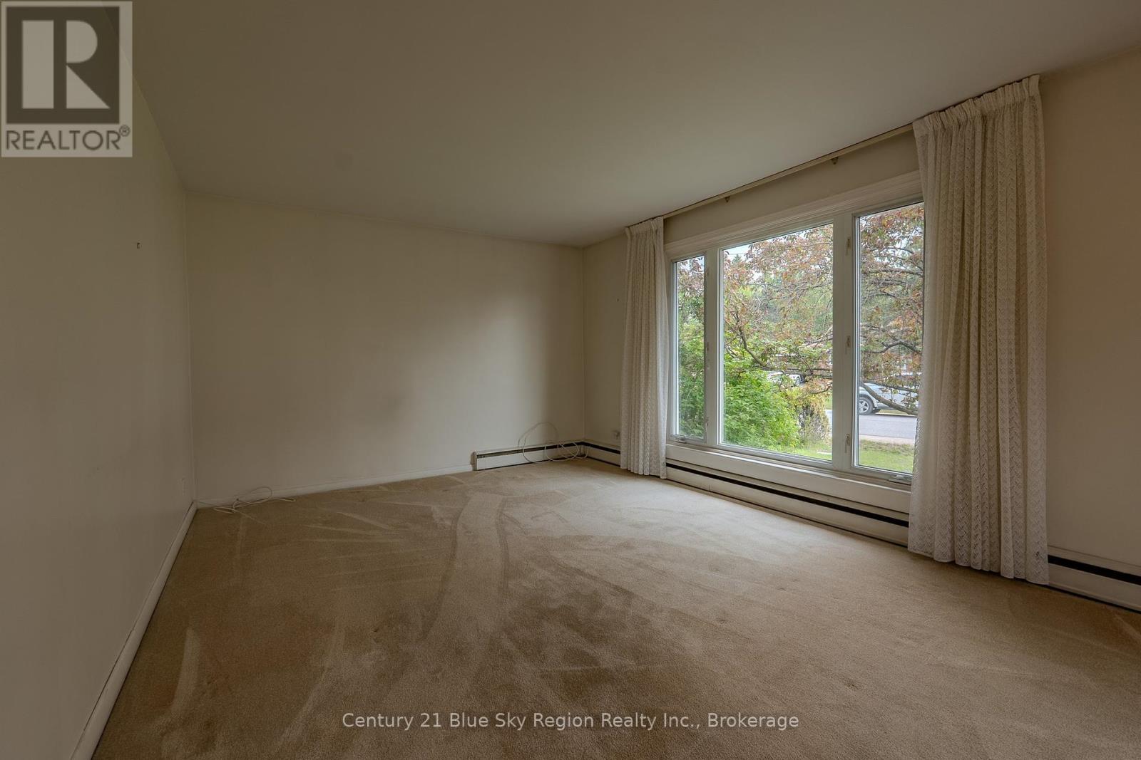 235 Gladstone Avenue, North Bay, Ontario  P1A 2M3 - Photo 7 - X12206120