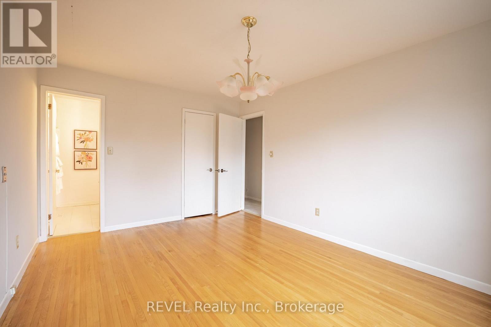 1 Tottenham Court, Niagara-On-The-Lake (Town), Ontario  L0S 1J0 - Photo 19 - X12206250