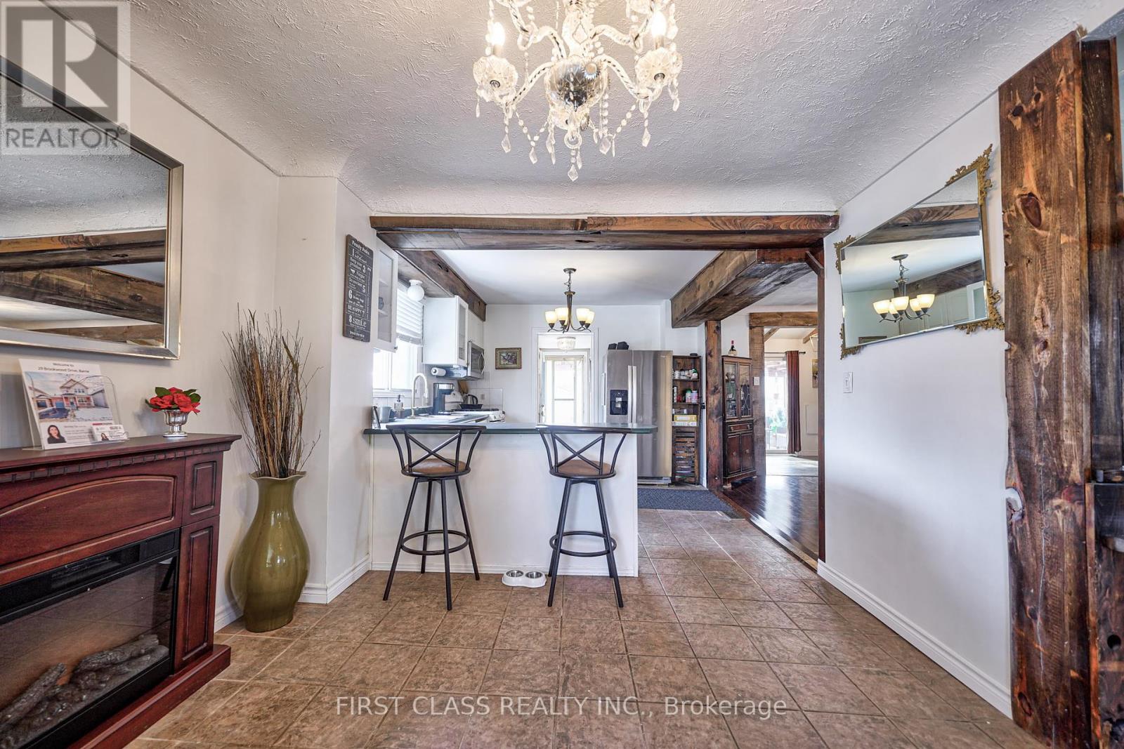 260 King Street E, Hamilton (Stoney Creek), Ontario  L8G 1M1 - Photo 13 - X12205993