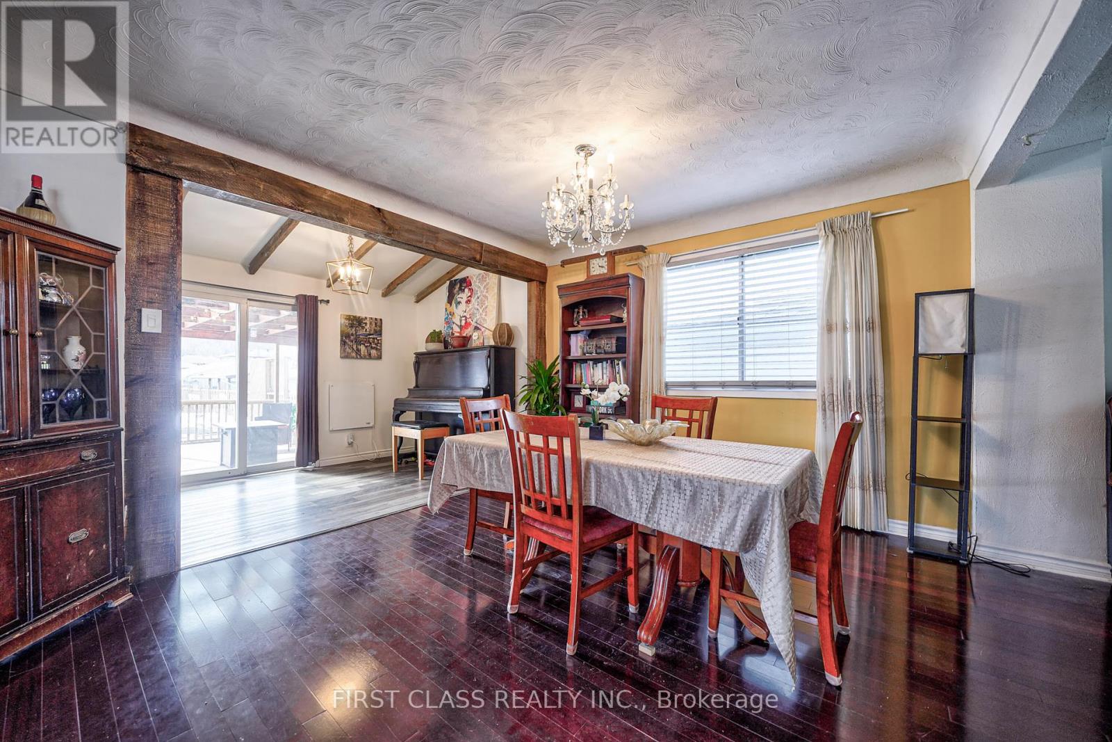 260 King Street E, Hamilton (Stoney Creek), Ontario  L8G 1M1 - Photo 8 - X12205993