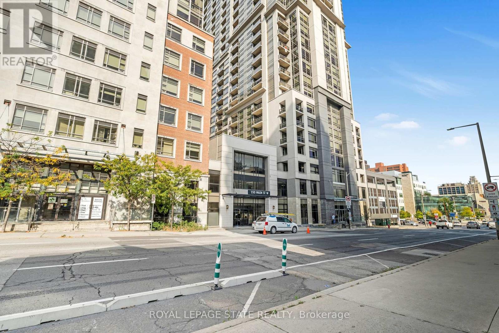 Property at 910 - 150 MAIN STREET W image 2