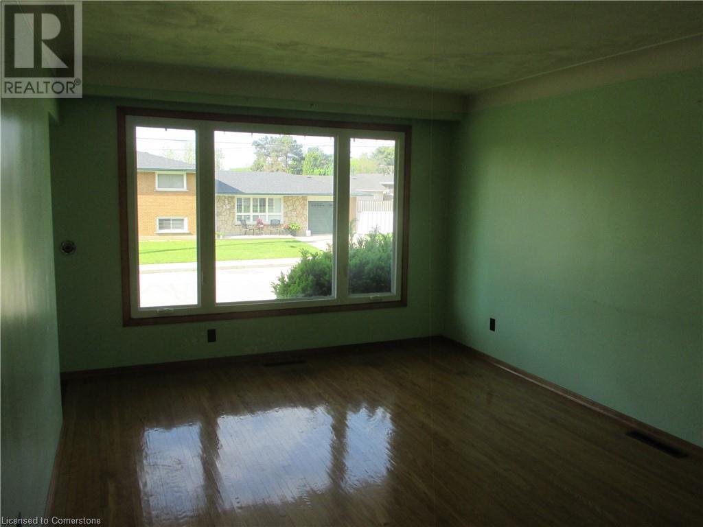 26 Parklands Drive, Hamilton, Ontario  L8K 4W7 - Photo 6 - 40735288