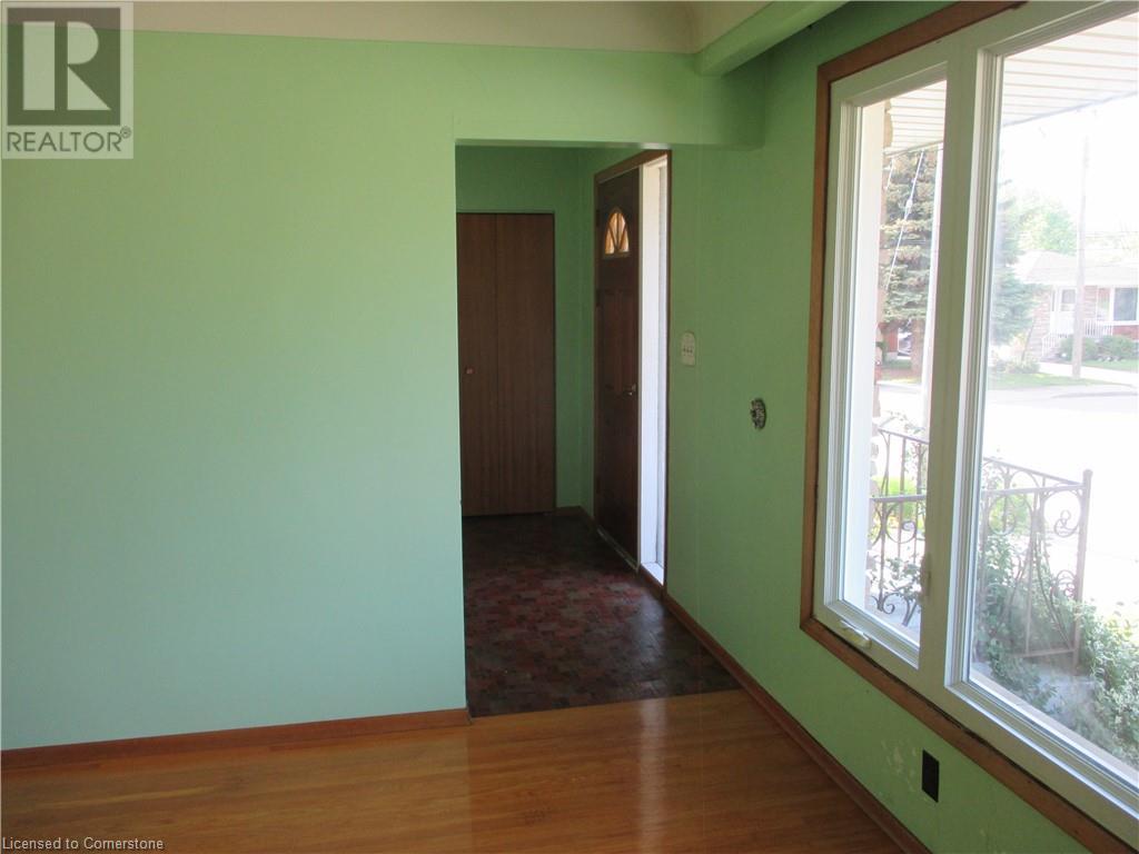 26 Parklands Drive, Hamilton, Ontario  L8K 4W7 - Photo 7 - 40735288