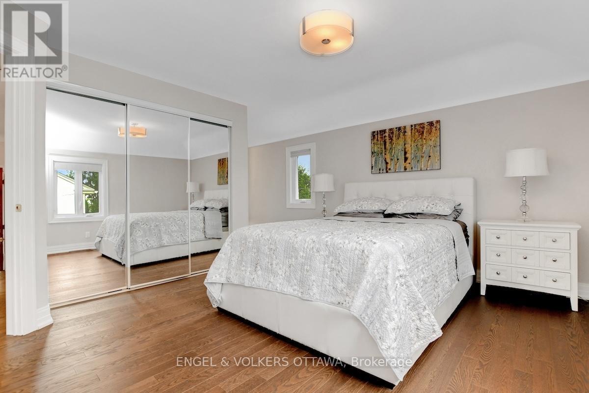 488 Denbury Avenue, Ottawa, Ontario  K2A 2N7 - Photo 23 - X12206149