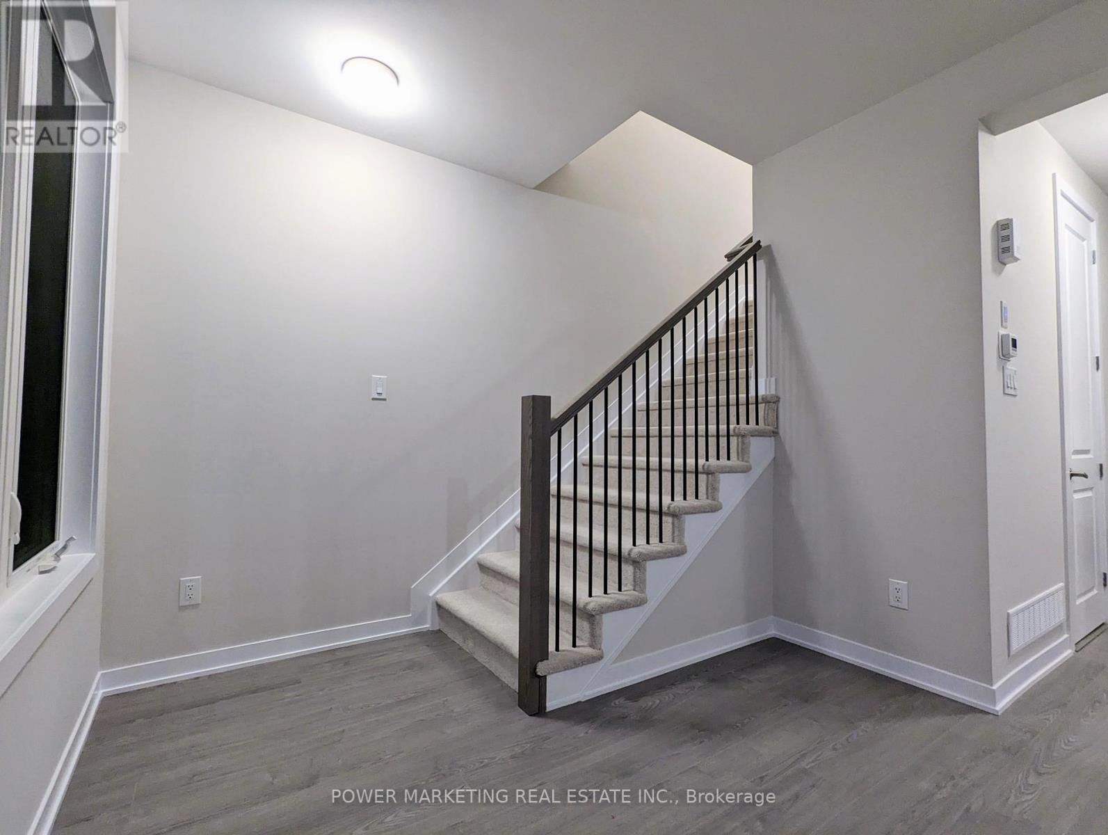 200 Speckled Alder Row, Ottawa, Ontario  K2J 7G8 - Photo 10 - X12206156