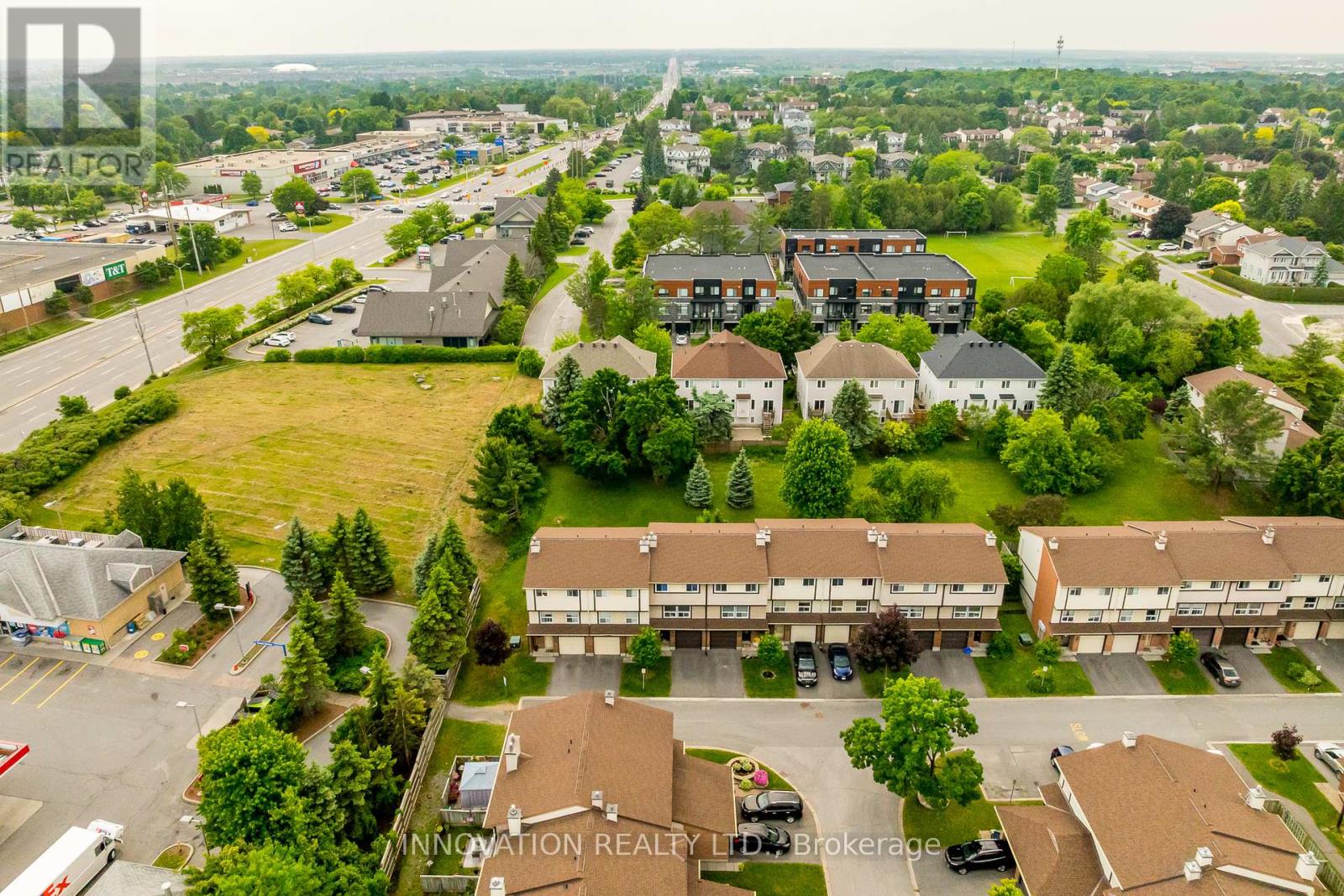 26 Clarkson Crescent, Ottawa, Ontario  K2L 3E2 - Photo 2 - X12206162