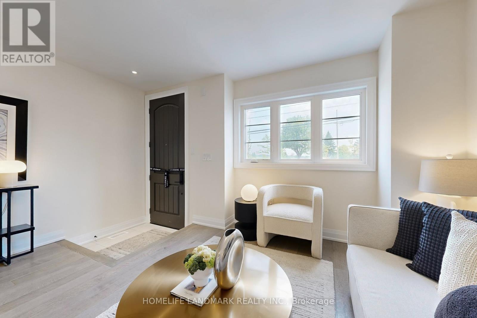 4285 Major Mackenzie Drive E, Markham, Ontario  L6C 3L5 - Photo 10 - N12190125