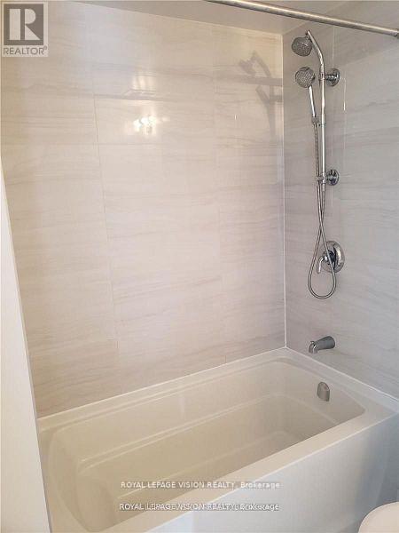 706 - 11 Wellesley Street W, Toronto, Ontario  M4Y 0G4 - Photo 6 - C12205574