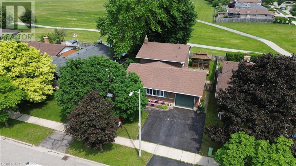 14 Dunsmere Drive, Kitchener, Ontario  N2E 2B4 - Photo 2 - 40738900