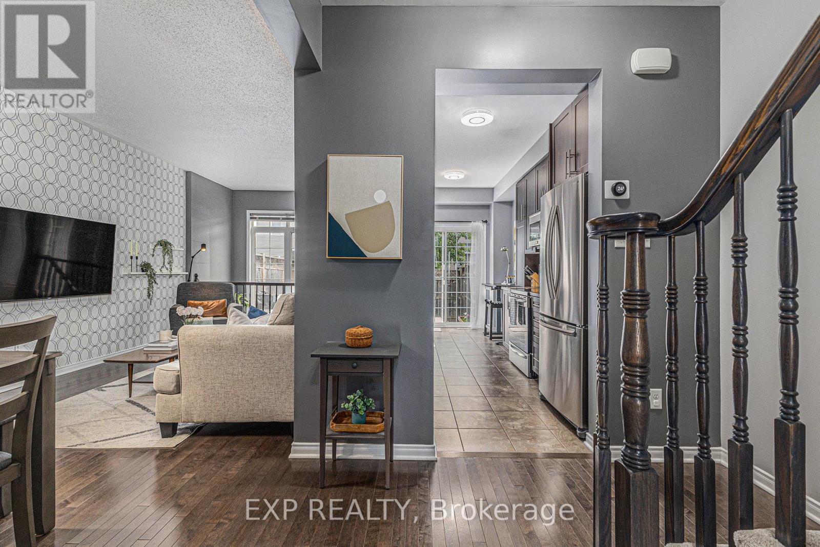 841 Tabaret Street, Ottawa, Ontario  K2M 0E7 - Photo 3 - X12205811