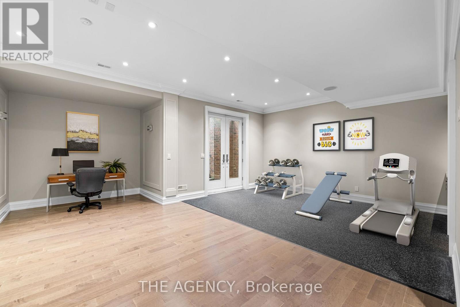 11 Burrows Avenue, Toronto, Ontario  M9B 4W8 - Photo 31 - W12143795