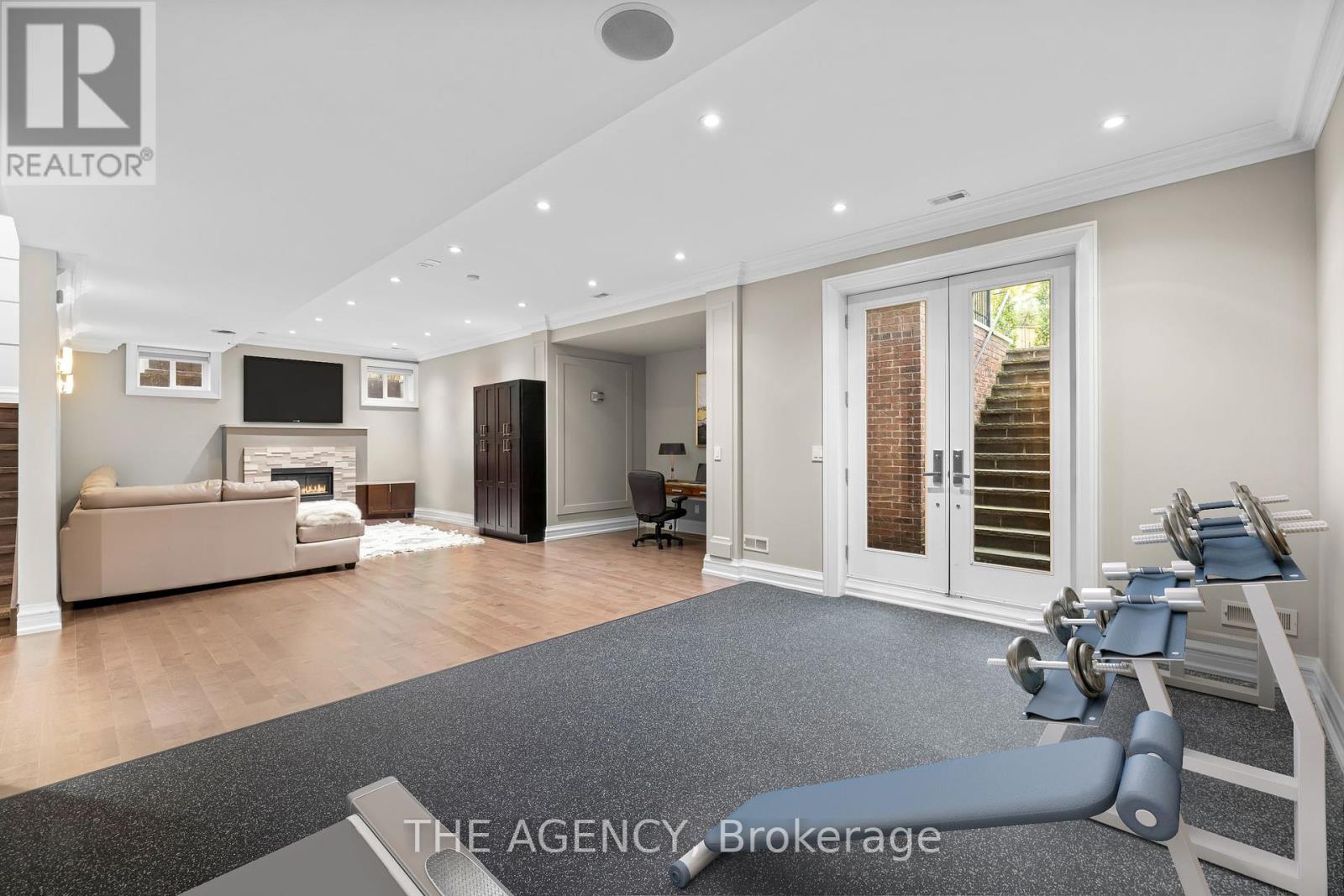 11 Burrows Avenue, Toronto, Ontario  M9B 4W8 - Photo 32 - W12143795