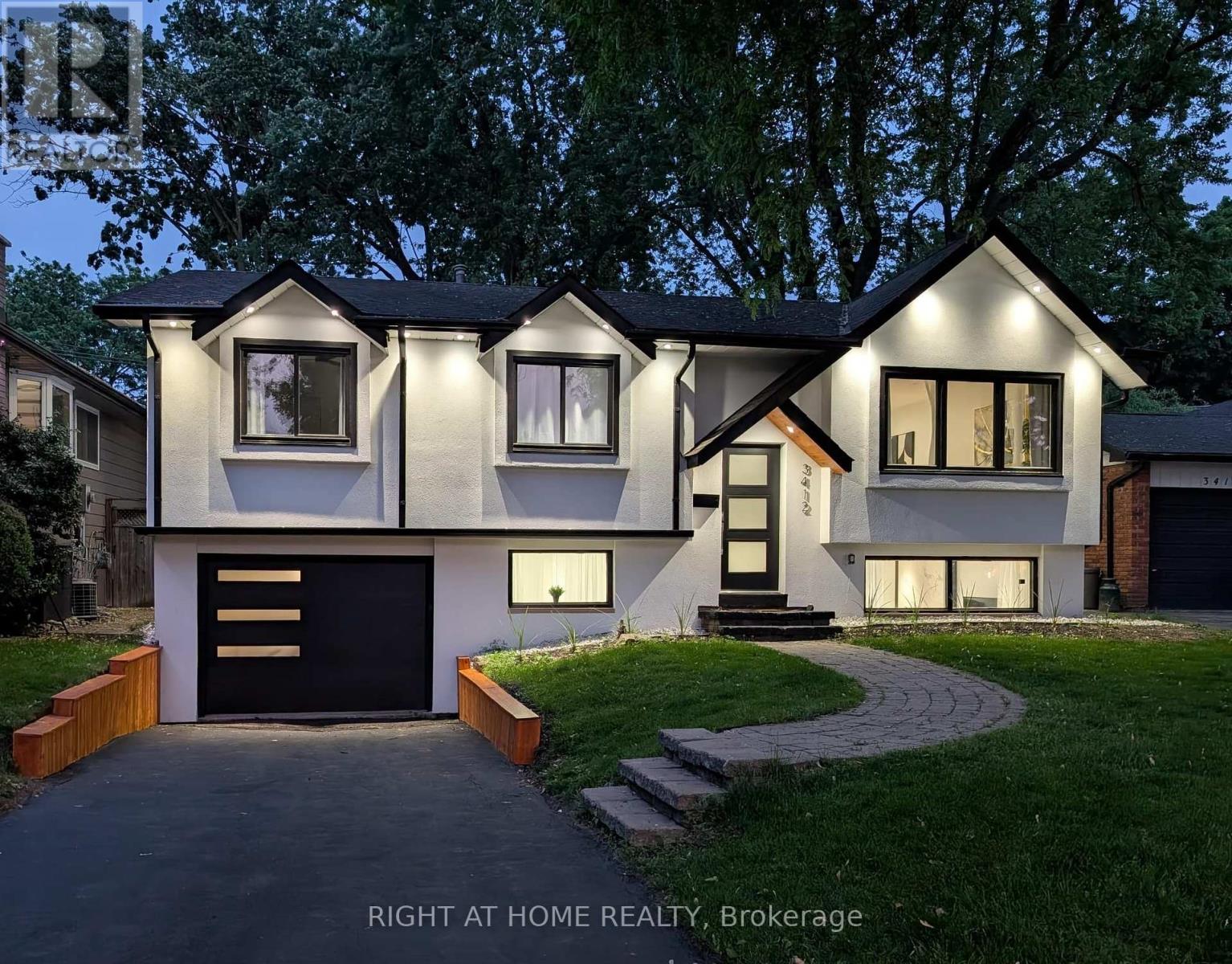 3412 Putter Place, Burlington, Ontario  L7N 2P4 - Photo 2 - W12167370