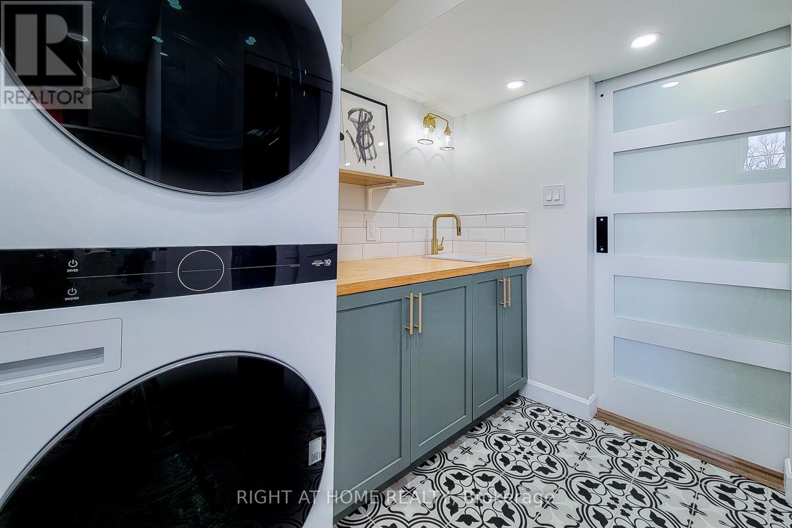 3412 Putter Place, Burlington, Ontario  L7N 2P4 - Photo 23 - W12167370