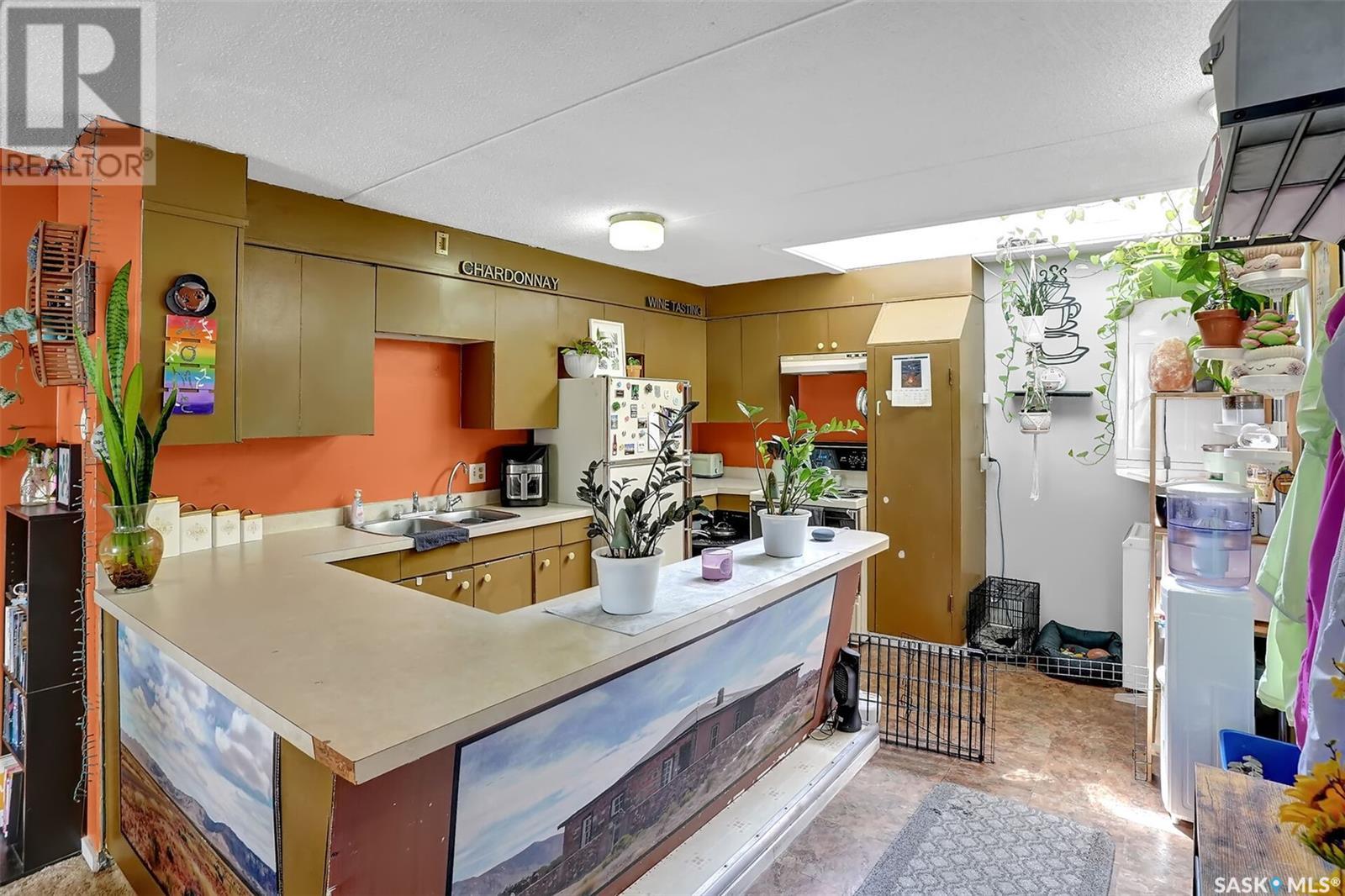 1221 14th Avenue E, Regina, Saskatchewan  S4N 0T8 - Photo 4 - SK008771