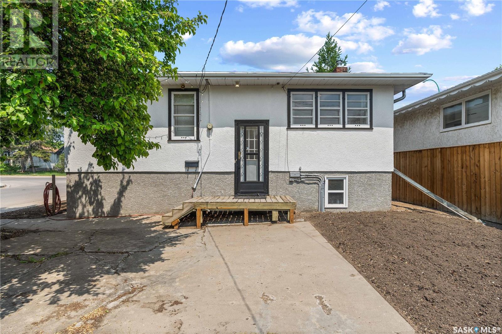 135 College Avenue, Regina, Saskatchewan  S4N 0W4 - Photo 41 - SK008692
